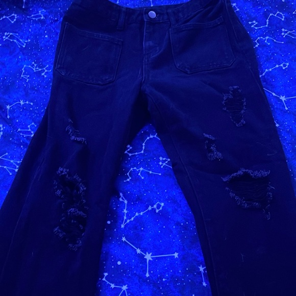 Black ripped jeans not worn - Picture 1 of 1